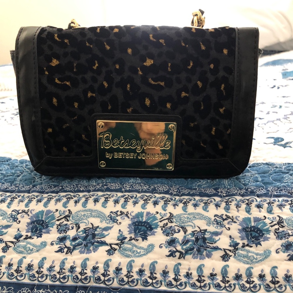 Betsy Johnson purse / bag.